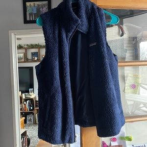 Sherpa Patagonia navy vest